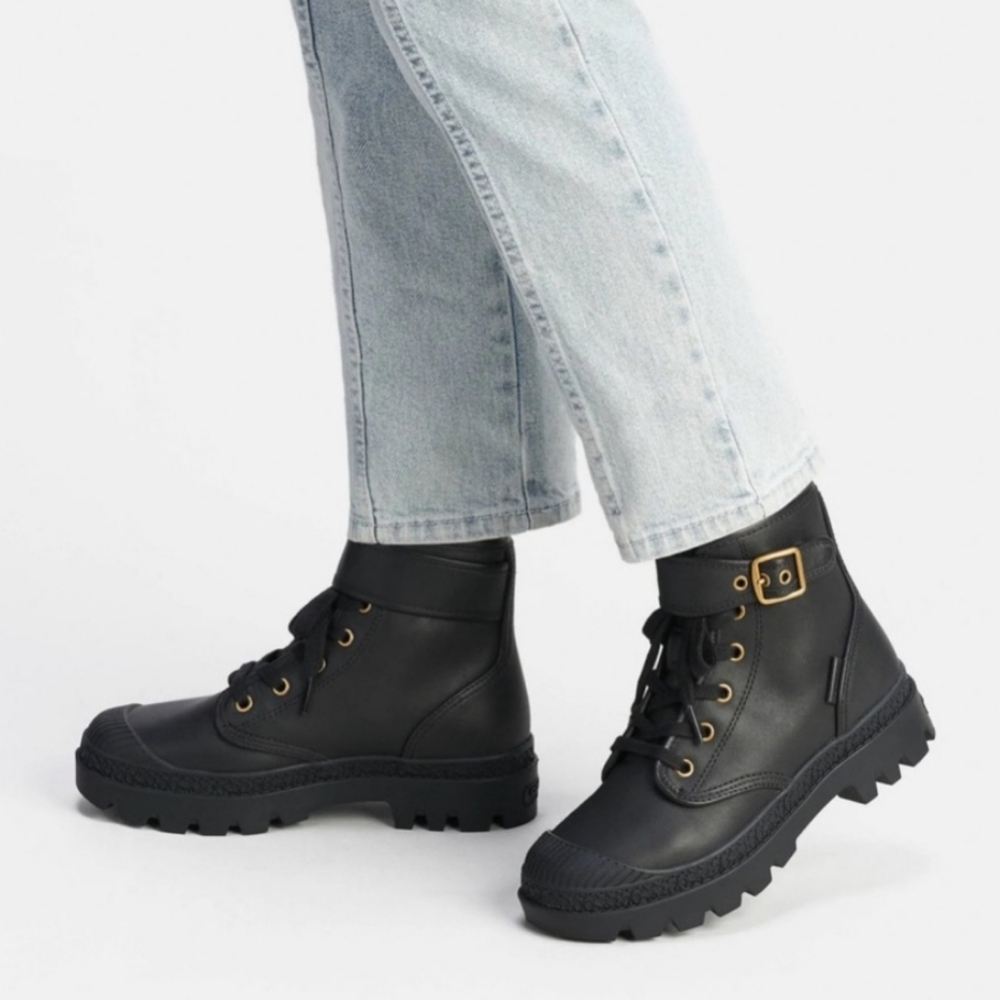 New! Coach trooper mid top boot